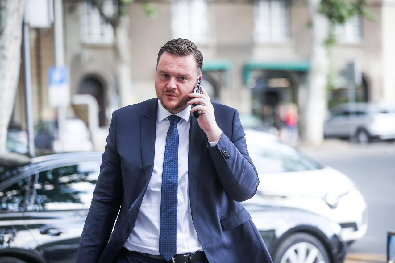 Zagreb: Dolazak članova HDZ-a na sjednicu šireg Predsjedništva stranke