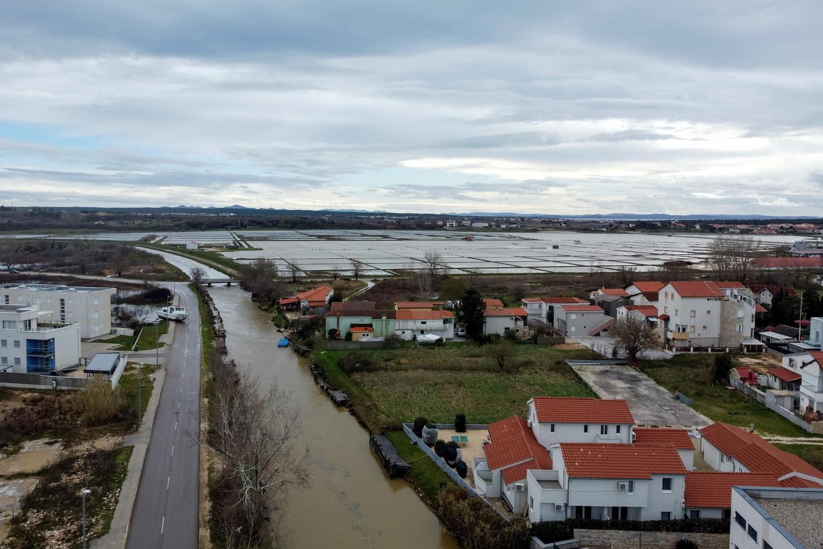 O nevremenu se oglasilo i Ravnateljstvo civilne zaštite.

