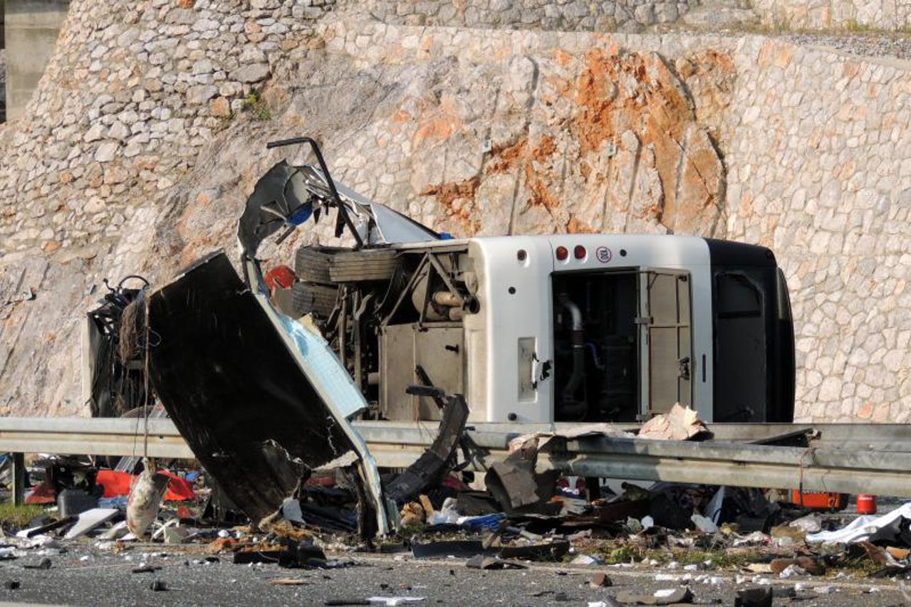 češki bus, prometna nesreća (1)