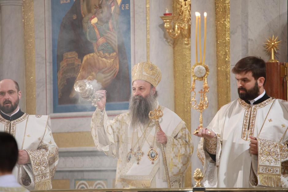 The Patriarch of the Serbian orthodox church Porfirije served the Easter liturgy in the Church of Saint Sava.U Hramu Svetog Save patrijarh Srpske pravoslavne crkve Porfirije sluzio je uskrsnju liturgiju.