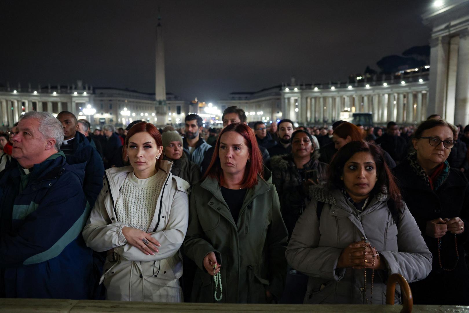 Oko 54 posto Latinoamerikanaca izjasnilo se kao katolici u istraživanju Latinobarometra iz 2024. koje je intervjuiralo ljude u 18 zemalja, što je pad u odnosu na 80 posto 1995. Vjernici su rekli da osjećaju srodstvo s Franjom koji je postao papa 2013. zbog kulturološke sličnosti.

