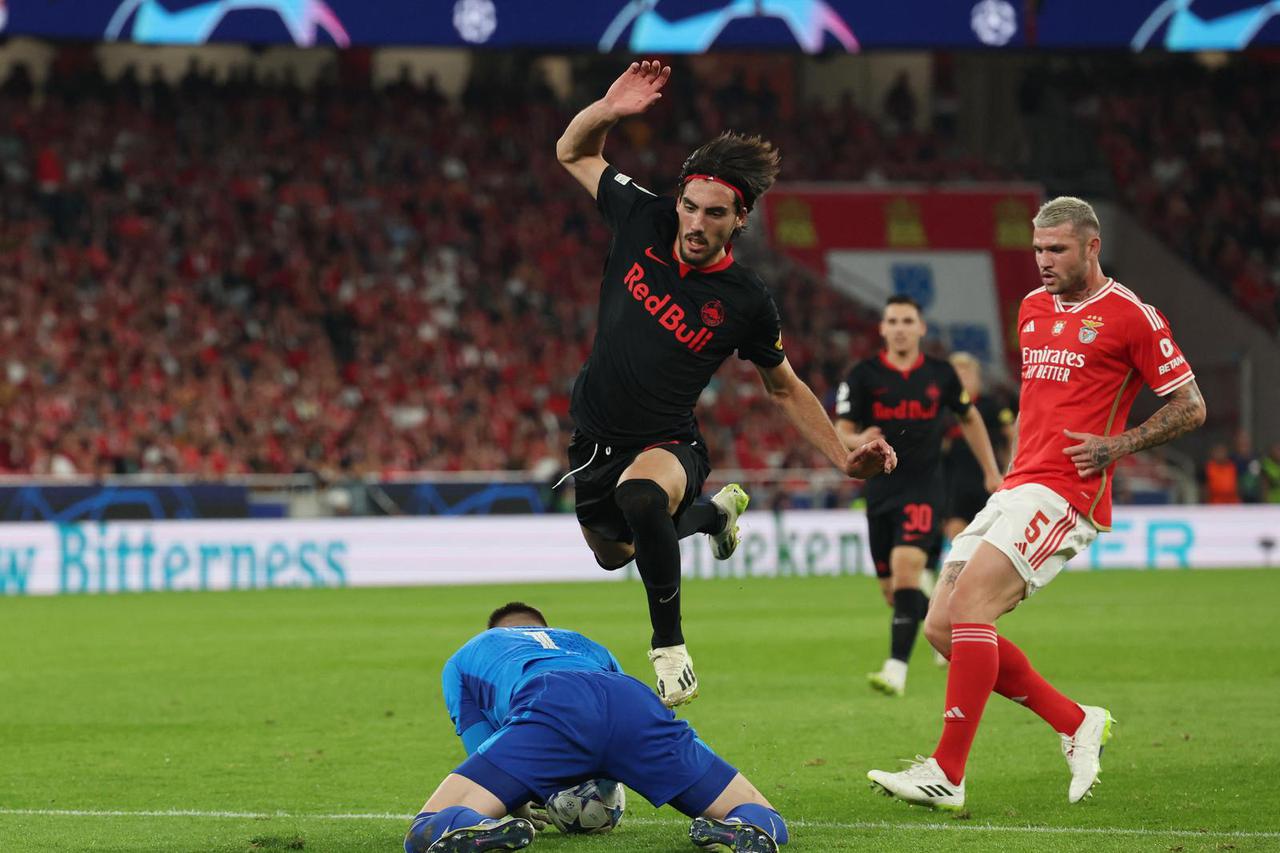 Champions League - Group D - Benfica v FC Salzburg