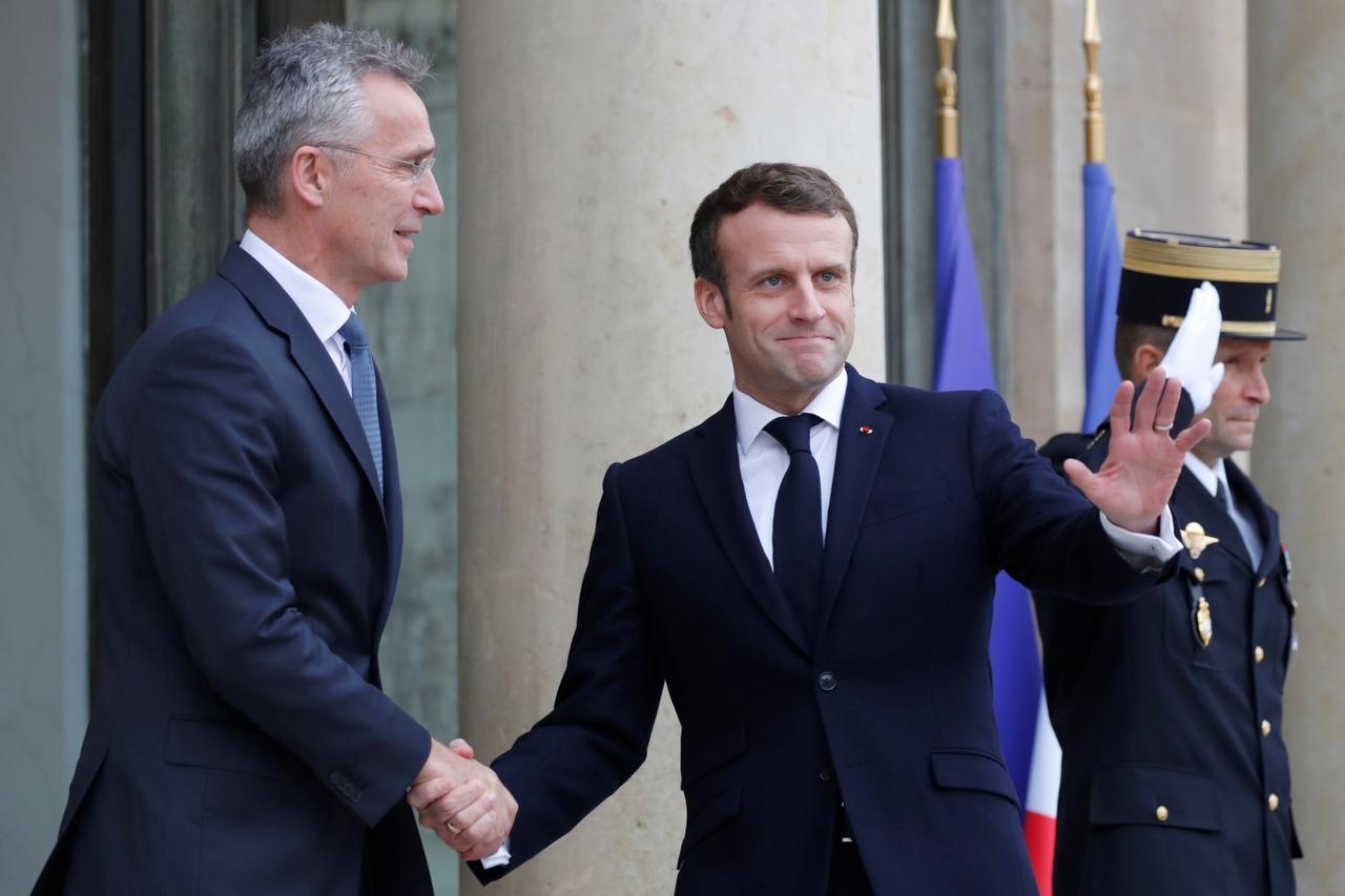 Francuski predsjednik Emmanuel Macron i glavni tajnik NATO-a Jens Stoltenberg