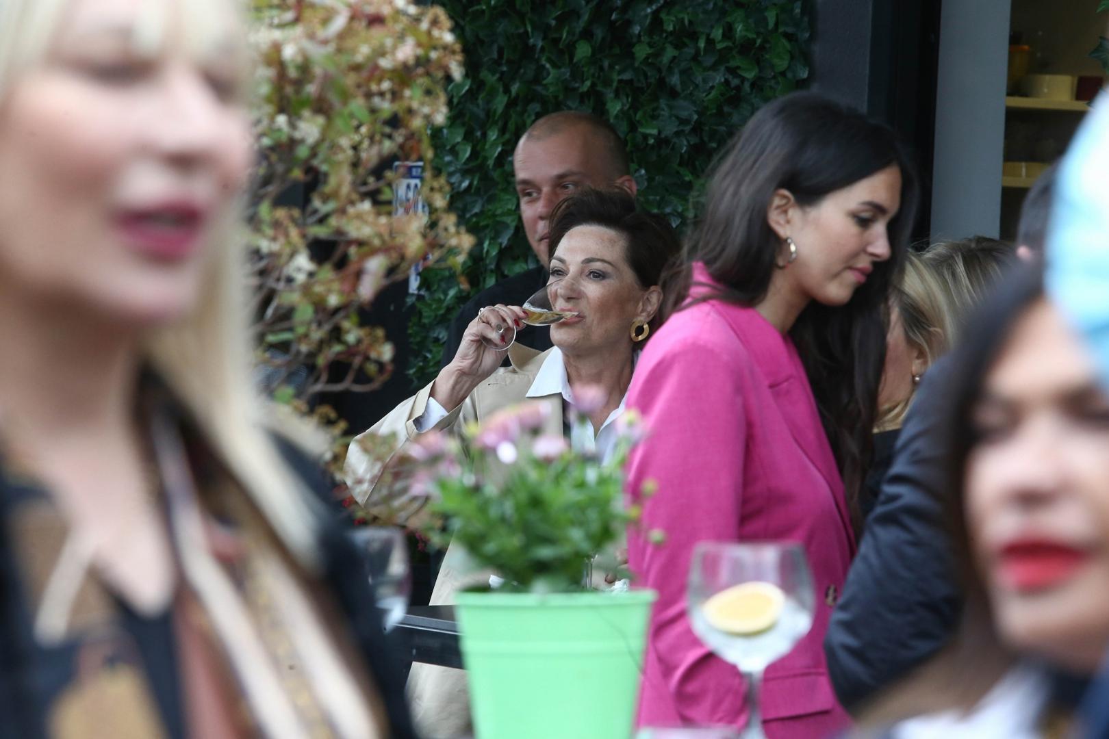 13.05.2021., Zagreb - U restoranu Rooftop Lateral u Strojarskoj 20 odrzan je prvi pilot projekt - vecera bez epidemioloskih mjera, u organizaciji Nezavisne udruge ugostitelja u suradnji s Nacionalnim stozerom civilne zastite RH i Hrvatski zavodom za javno zdravstvo. Photo: Matija Habljak/PIXSELL