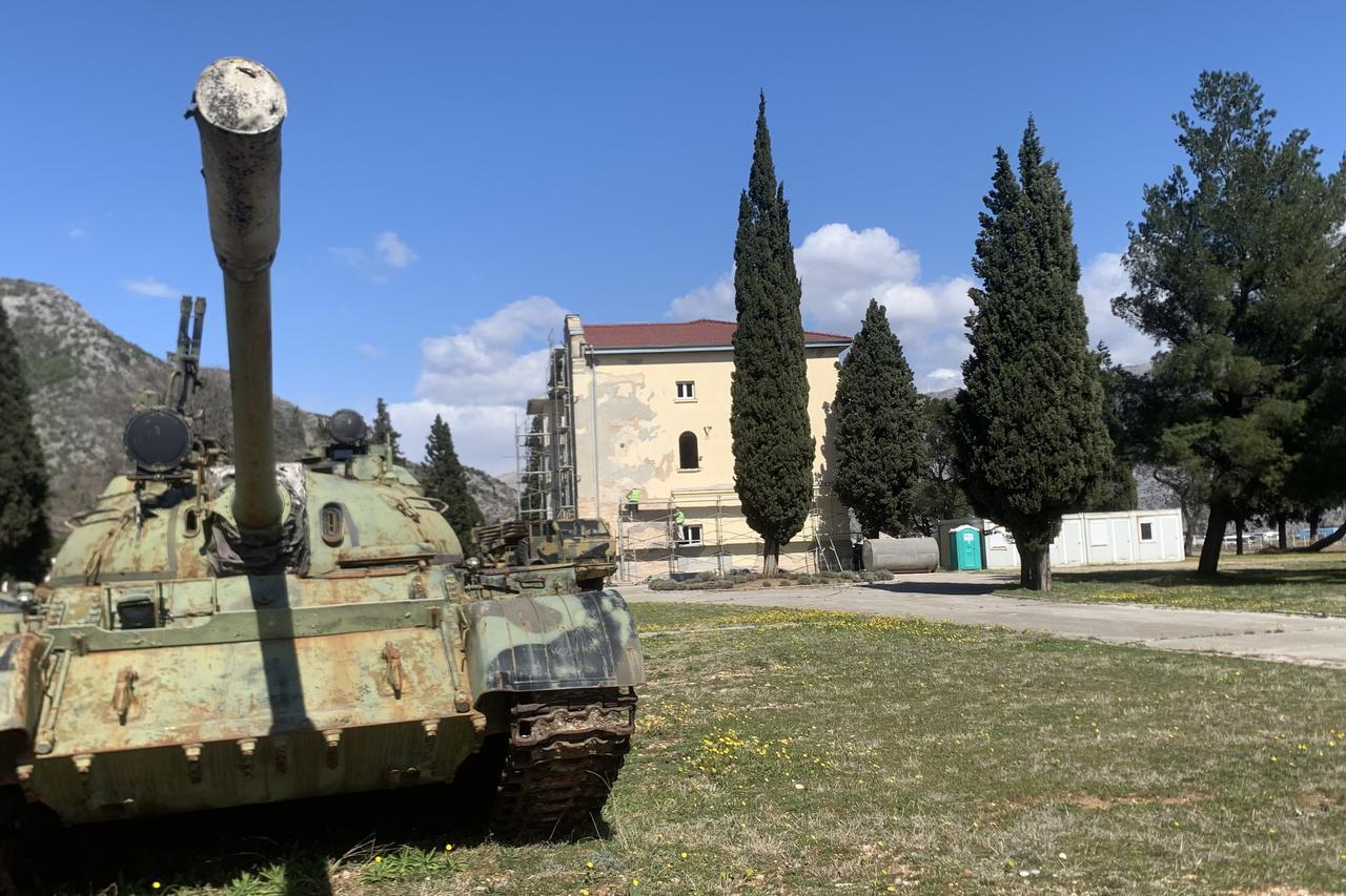 Vojarna Stanislava Baje Kraljevića