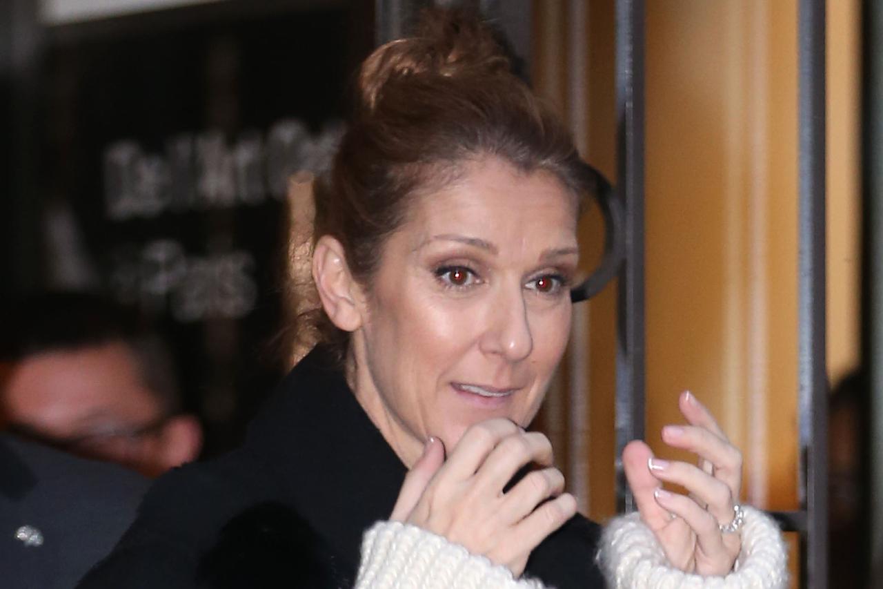 Celine Dion et sa famille quittent leur hotel de Paris