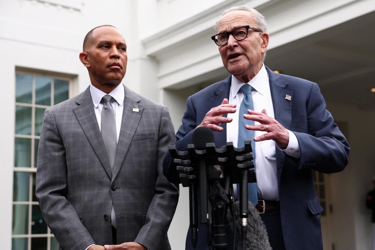 U.S. President Trump meets with congressional leaders to discuss funds to avoid a shutdown, at the White House
