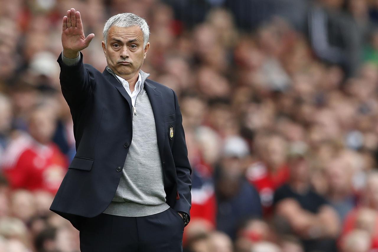 Britain Football Soccer - Manchester United v Leicester City - Premier League - Old Trafford - 24/9/16 Manchester United manager Jose Mourinho  Action Images via Reuters / Carl Recine Livepic EDITORIAL USE ONLY. No use with unauthorized audio, video, data