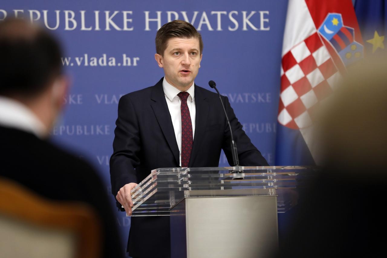 Zagreb: Ministar Zdravko Marić komentirao novo izvješće o kreditnom rejtingu RH
