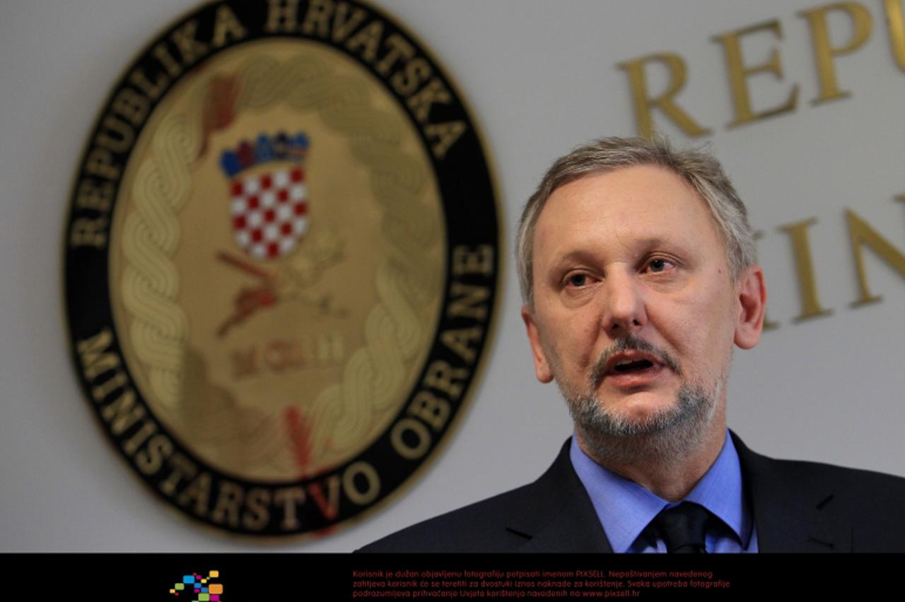 '23.03.2011., Zagreb - U Ministarstvu obrane i oruzanih snaga RH sastali su se Davor Bozinovic ministar obrane i Stephan Abrial NATO-v general. Photo: Antonio Bronic/PIXSELL'