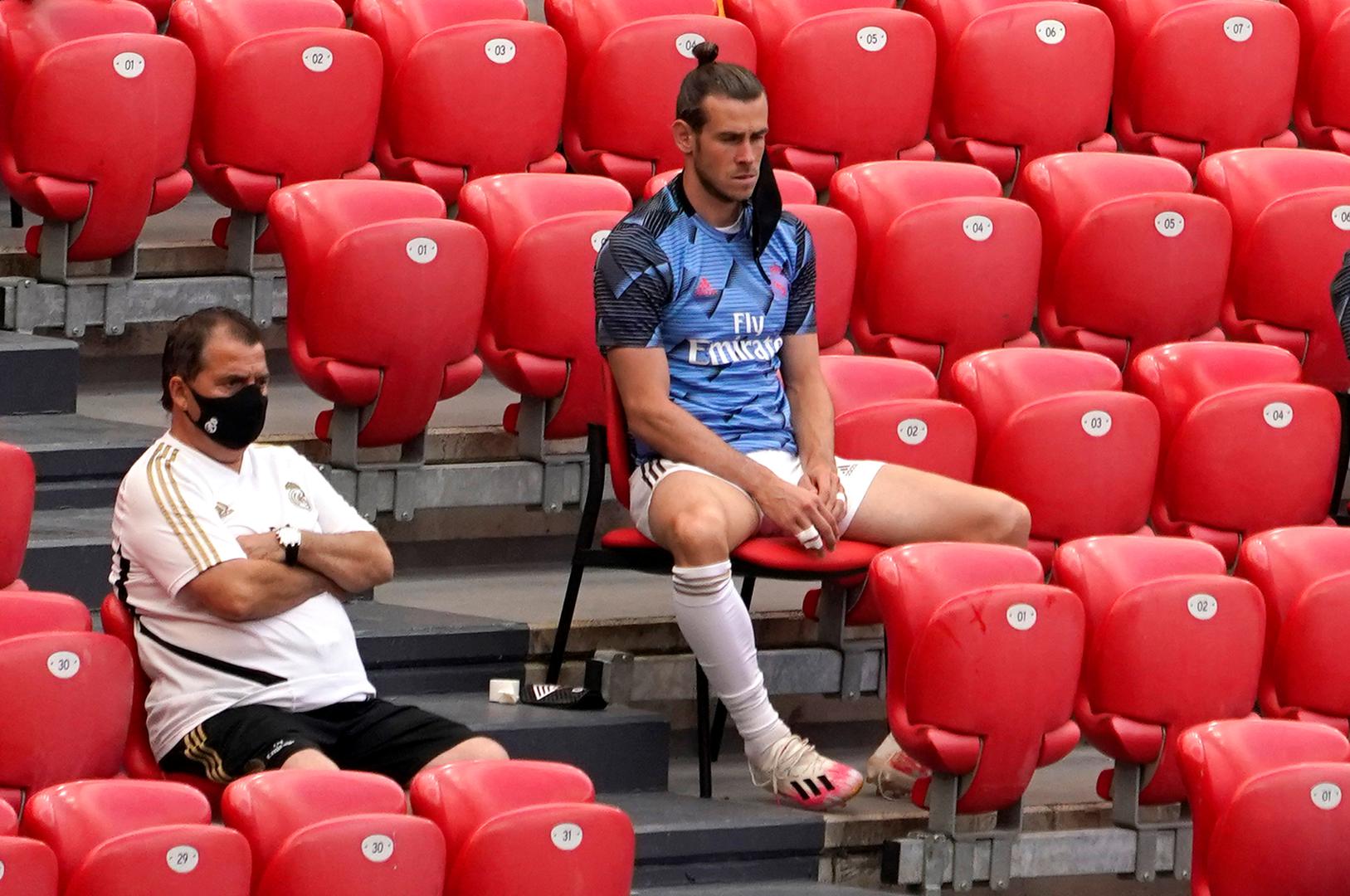 Gareth Bale opet nije igrao, a njegovo ponašanje na klupi za pričuve izazvalo je bijes navijača