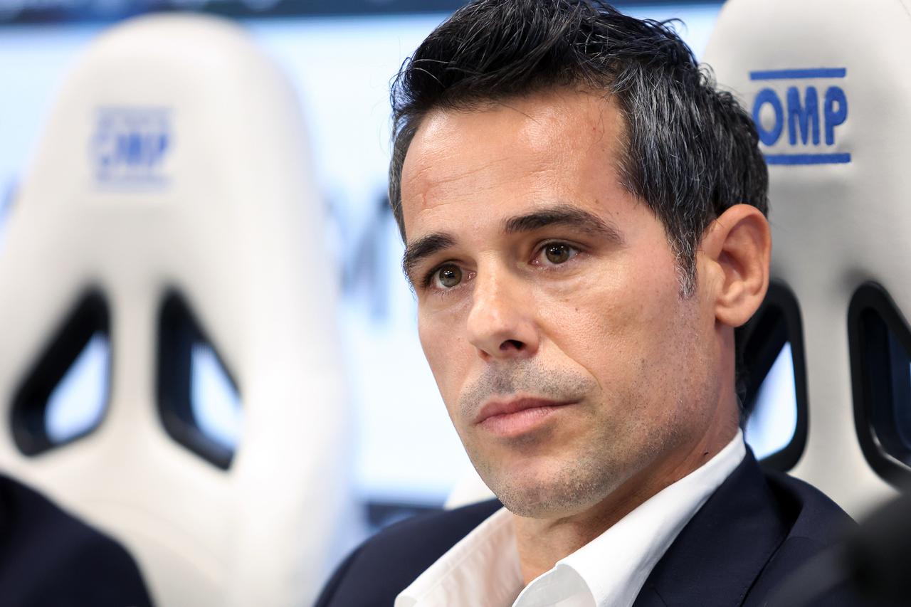 Split:  Mislav Karoglan predstavljen je kao novi trener Hajduka 