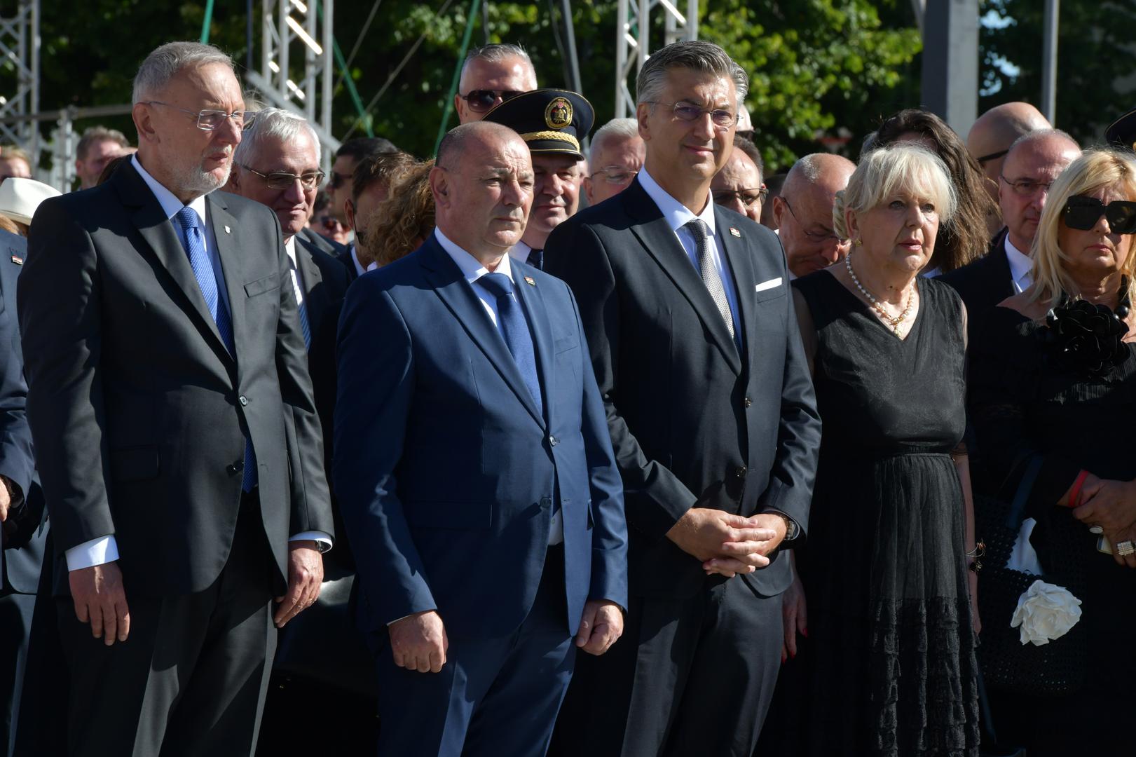 05.08.2025., Knin - Polaganje vijenaca na spomenik Oluja 95 povodom 30.Obljetnice Vojno-redarstvene akcije OLuja. Uz obitelji branitelja vijence je polozio i drzavni vrh, predsjednik Zoran Milanovic, premijer Andrej Plenkovic. Photo: Hrvoje Jelavic/PIXSELL