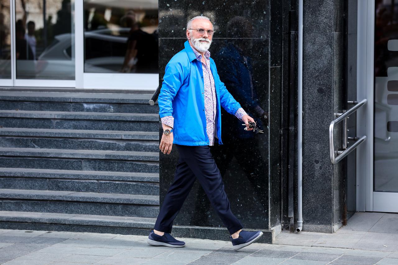 Sarajevo: Dino Merlin u šetnji gradom