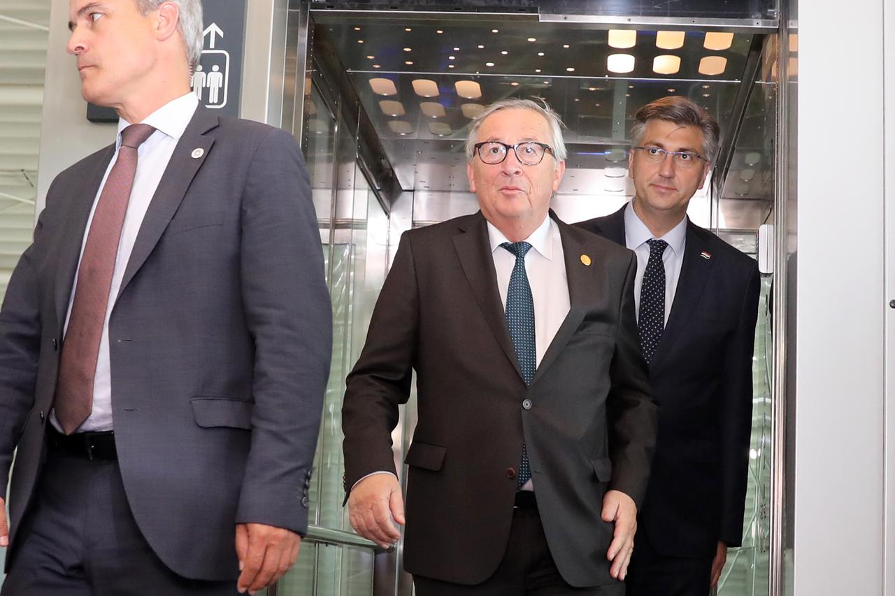 Andrej Plenković i Jean-Claude Juncker sastali se u Zračnoj luci Dubrovnik