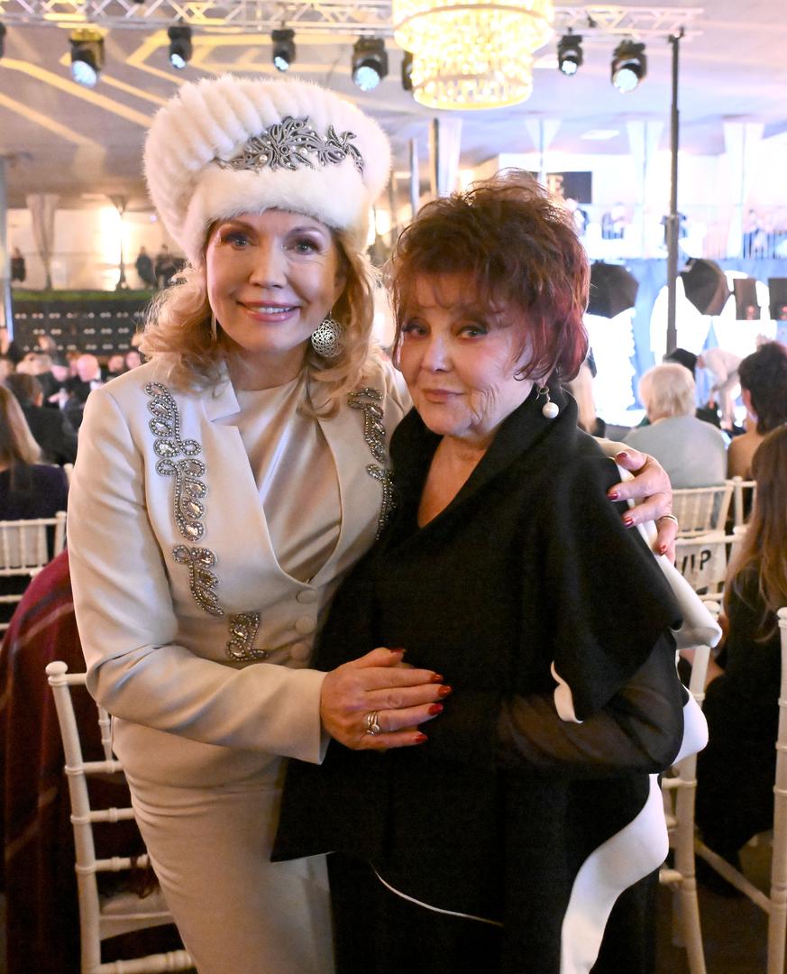 Priznanja su i ove godine uručena ženama koje su svojim radom, talentom, hrabrošću i karizmom duboko obilježile društveni i javni život Hrvatske i regije. 