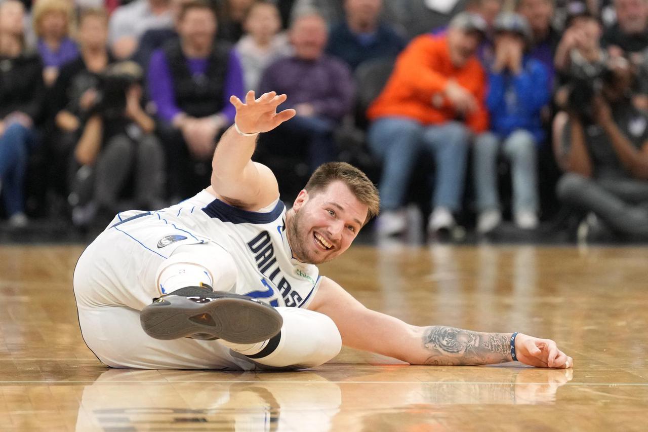 NBA: Dallas Mavericks at Sacramento Kings