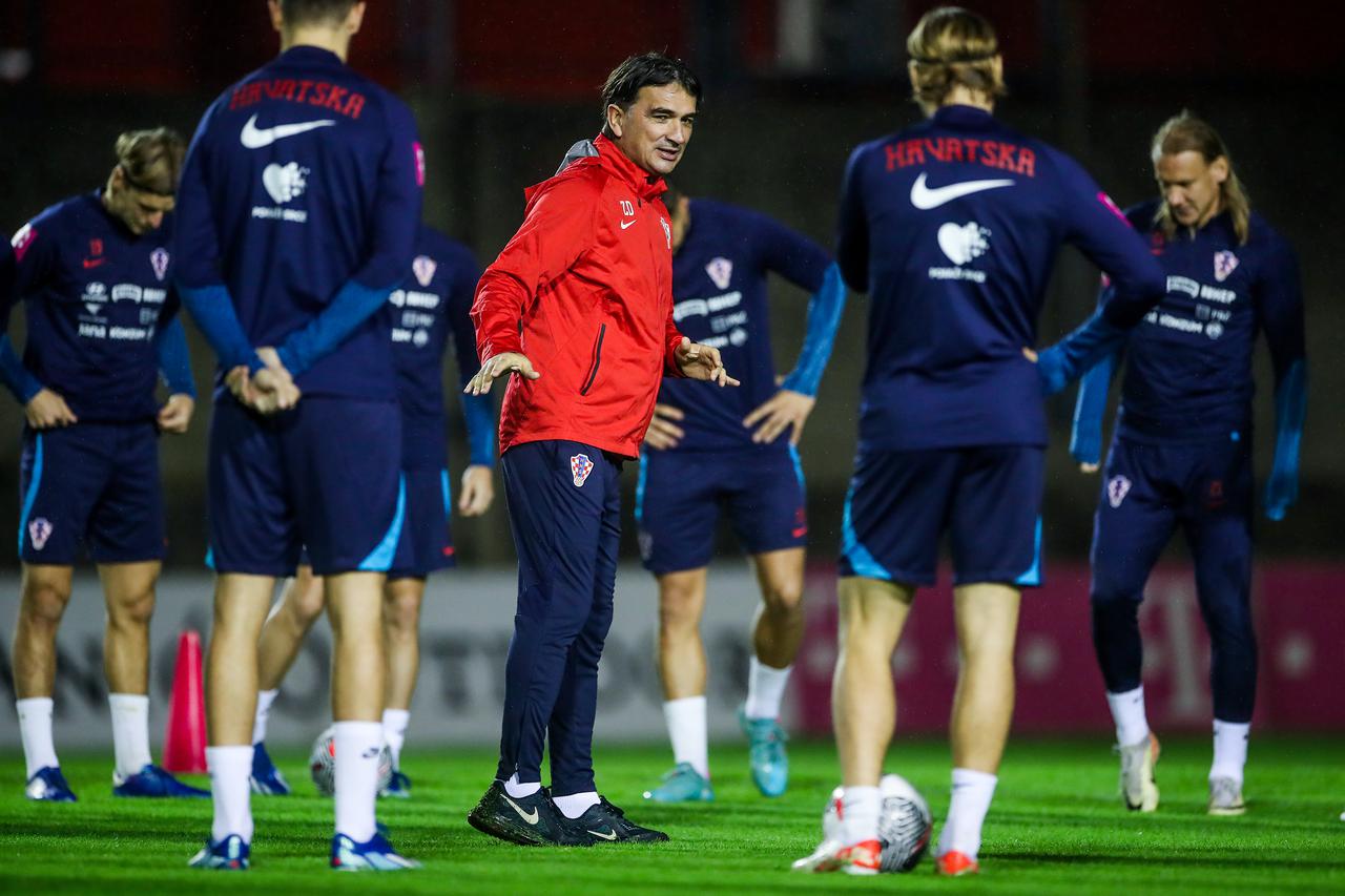 Zagreb: Trening nogometne reprezentacije na terenu Hitrec Kacijan