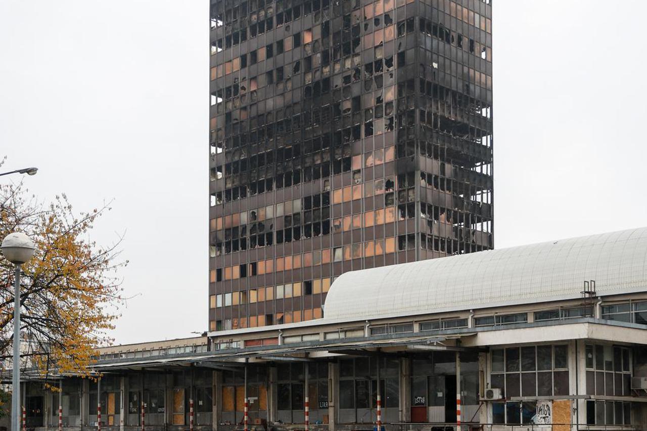 Zagreb: Vjesnikov neboder dva dana nakon požara, policijska istraga u tijeku