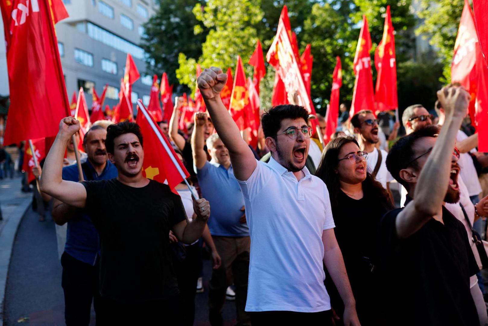 People shout slogans during a protest, ahead of NATO leaders' summit, in Istanbul, Turkey, July 5, 2026. REUTERS/Kemal Aslan Photo: KEMAL ASLAN/REUTERS