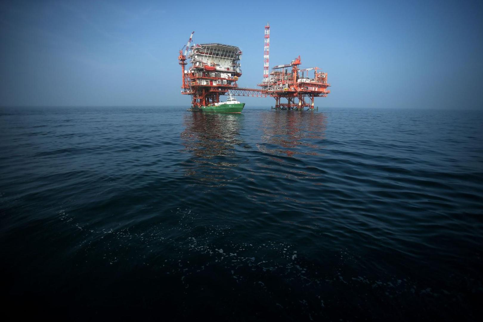 23.10.2019., Pula - Proizvodna platforma Ivana A/K kojom upravlja operativna kompanija INAgip povodom 20 godina od pocetka eksploatacije plina u Jadranu. Platforma Ivana A je sredisnja platforma eksploatacijskog polja ugljikovodika "Sjeverni  jadran". Kompresorska platforma Ivana K smjestena je neposredno uz platformu Ivana A i s njom je povezana mostom. Photo: Marin Tironi/PIXSELL