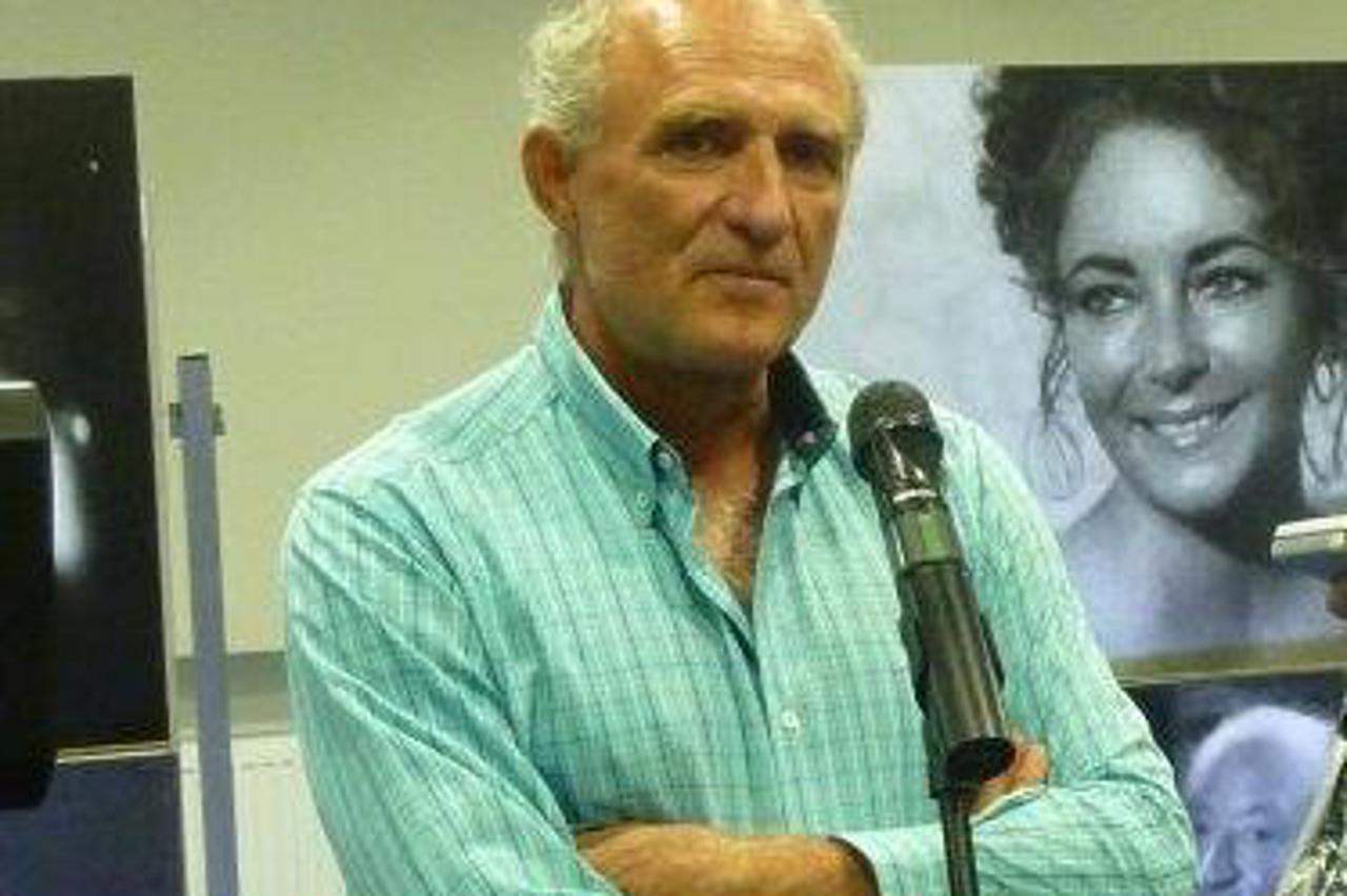 Lazar Ristovski 