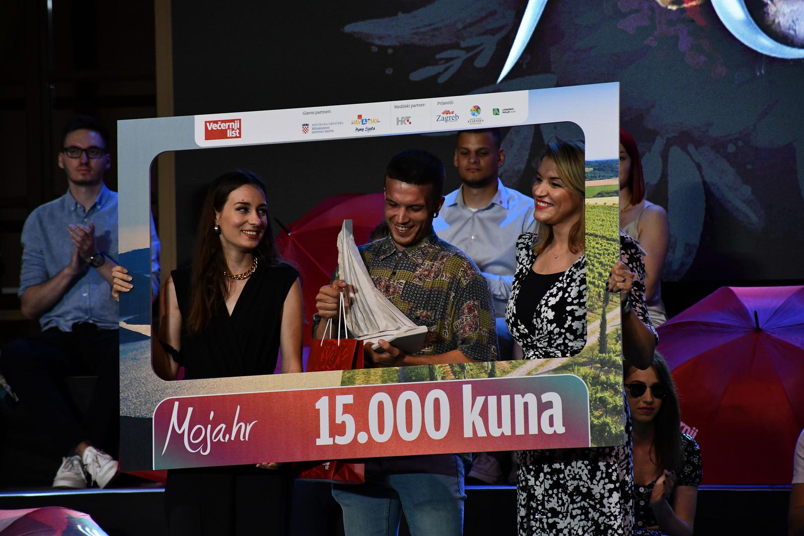 24.06.2022., Vinkovci - Zavrsna svecanost projekta Vecernjeg lista Moja.hr.- proglasenje pobjednika i dodjela nagrada Photo: Ivica Galovic/PIXSELL