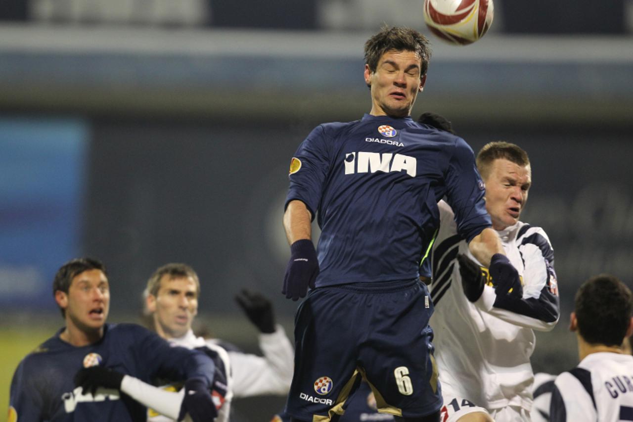 '17.12.2009. Zagreb, Hrvatska - Na praznom stadionu Maksimir odigrana je nogometna utakmica 6. kola, skupine A Europske lige izmedju NK Dinama i FC Timisoara.Dejan Lovren. Photo: Igor Kralj/PIXSELL'