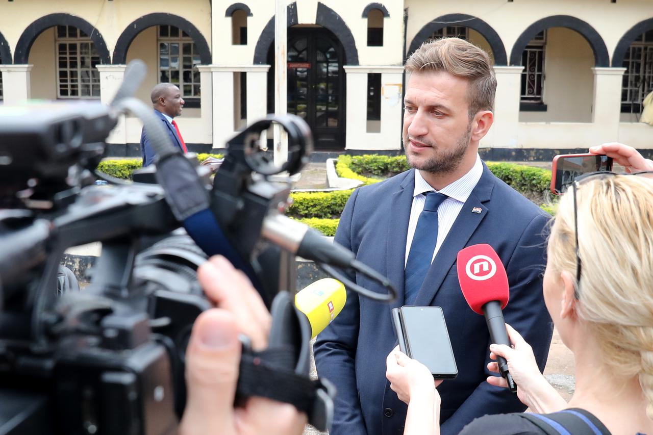 Ndola: Hrvatski konzul iz Pretorije, Dario Klasić, obratio se medijima