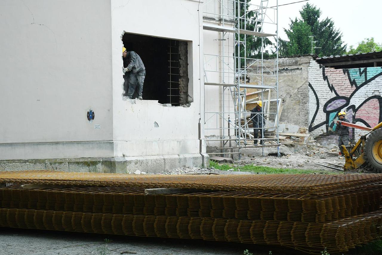 Sisak: U tijeku je obnova Glazbene škole "Fran Lhotka"