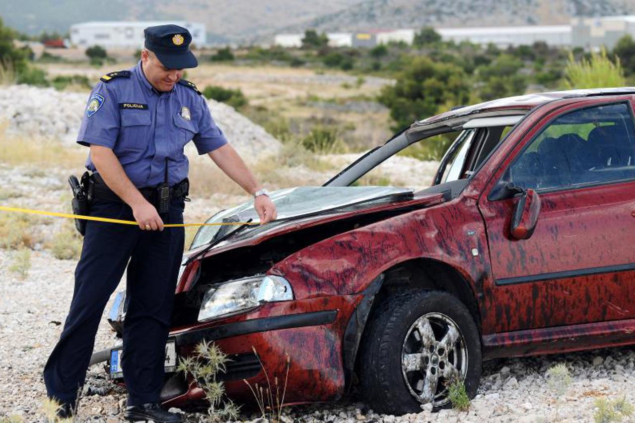 Stravična nesreća češke obitelji kod Vrpolja (1)