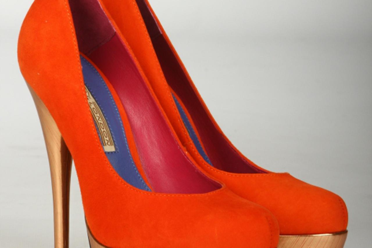 '09.11.2010., Zagreb - stvari, odjeca, cipele, nakit.   Photo Tomislav Miletic/PIXSELL'