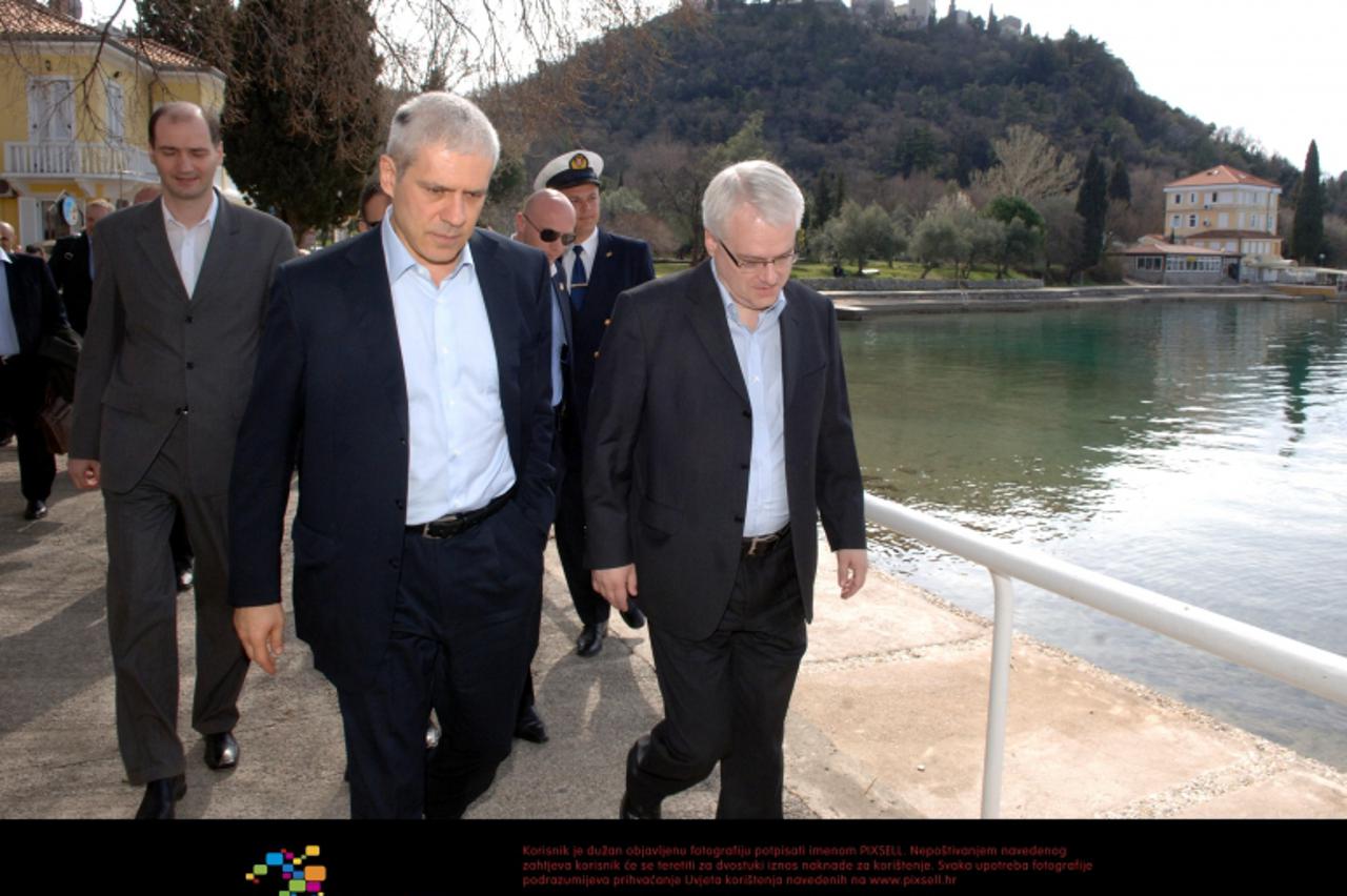 '24.03.2010.,Omisalj - Predsjednici Srbije i Hrvatske Boris Tadic i Ivo Josipovic susreli su se u Omislju Photo: Goran Kovacic/PIXSELL'