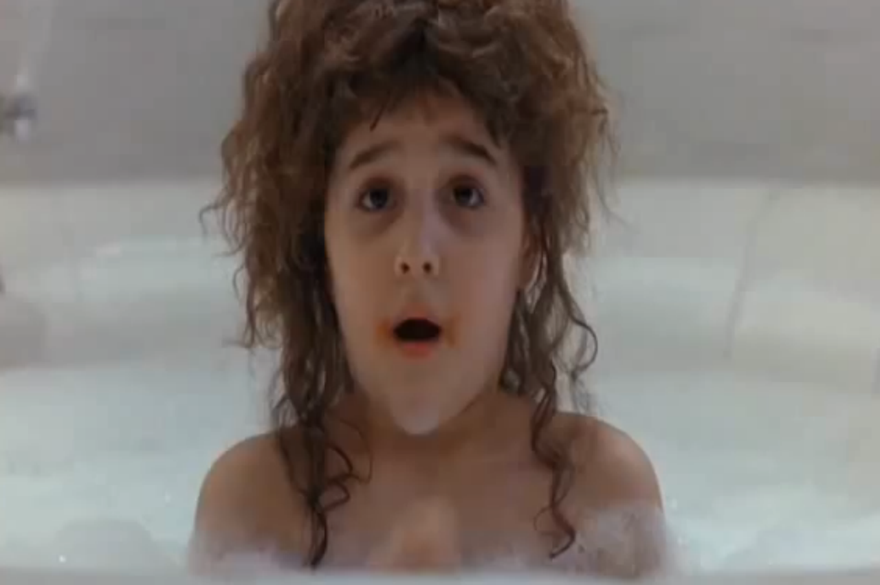 Alisan Porter, kovrčava Sue