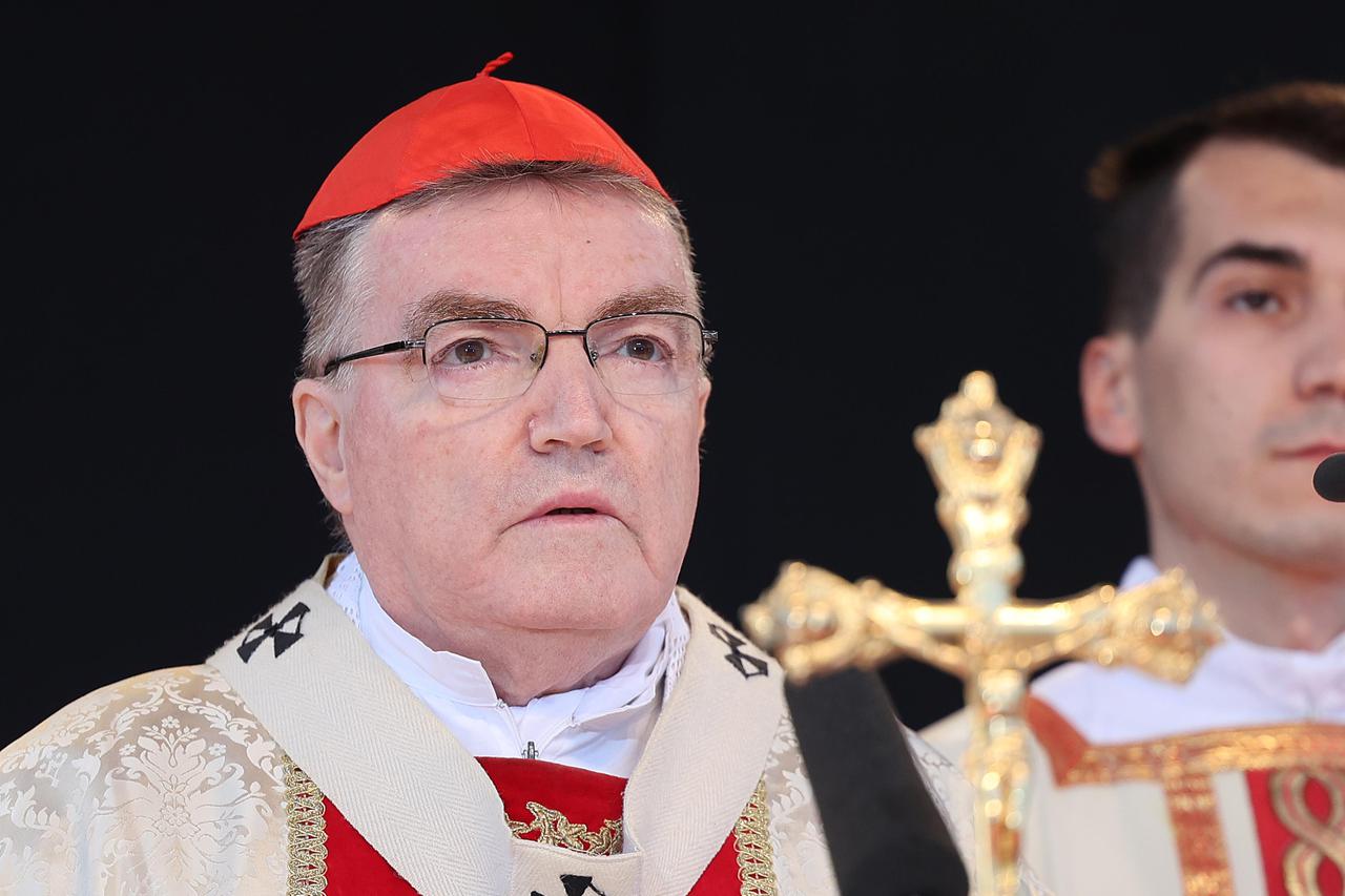 Josip Bozanić na Mirogoju predvodio misu na blagdan Svih svetih 