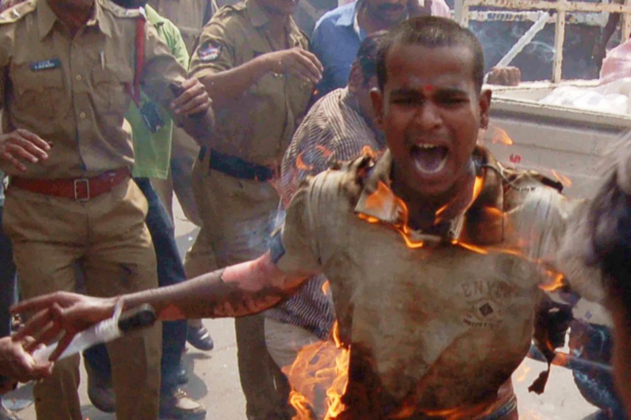 Student gori, policajci su šokirani