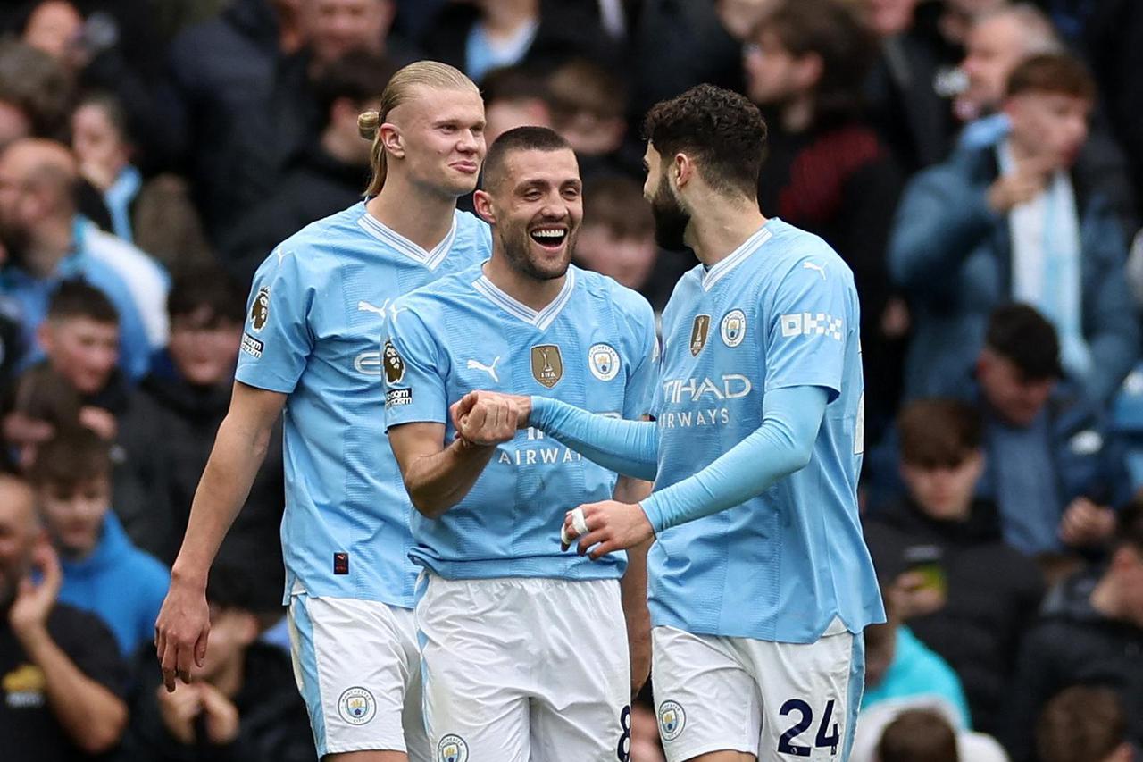Premier League - Manchester City v Luton Town