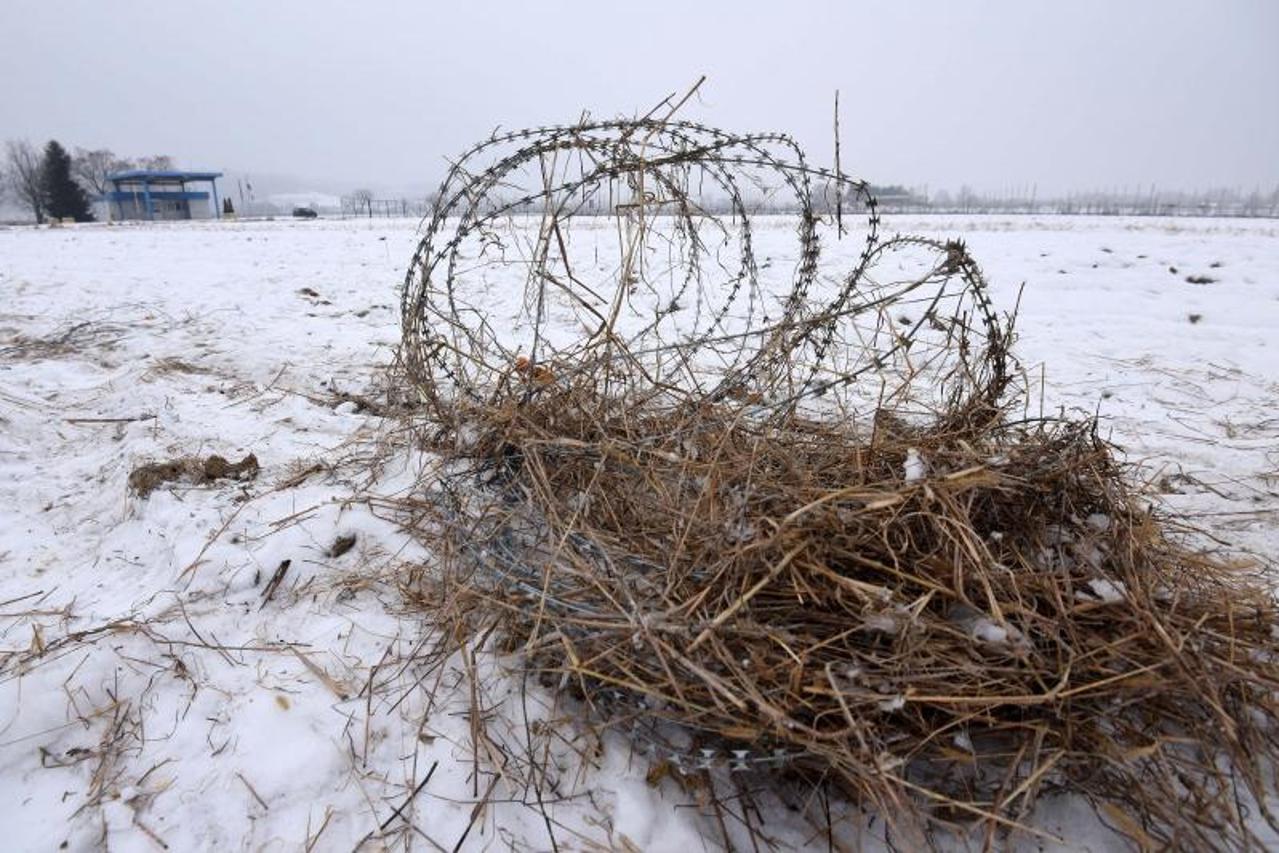 slovenija, žica, ograda