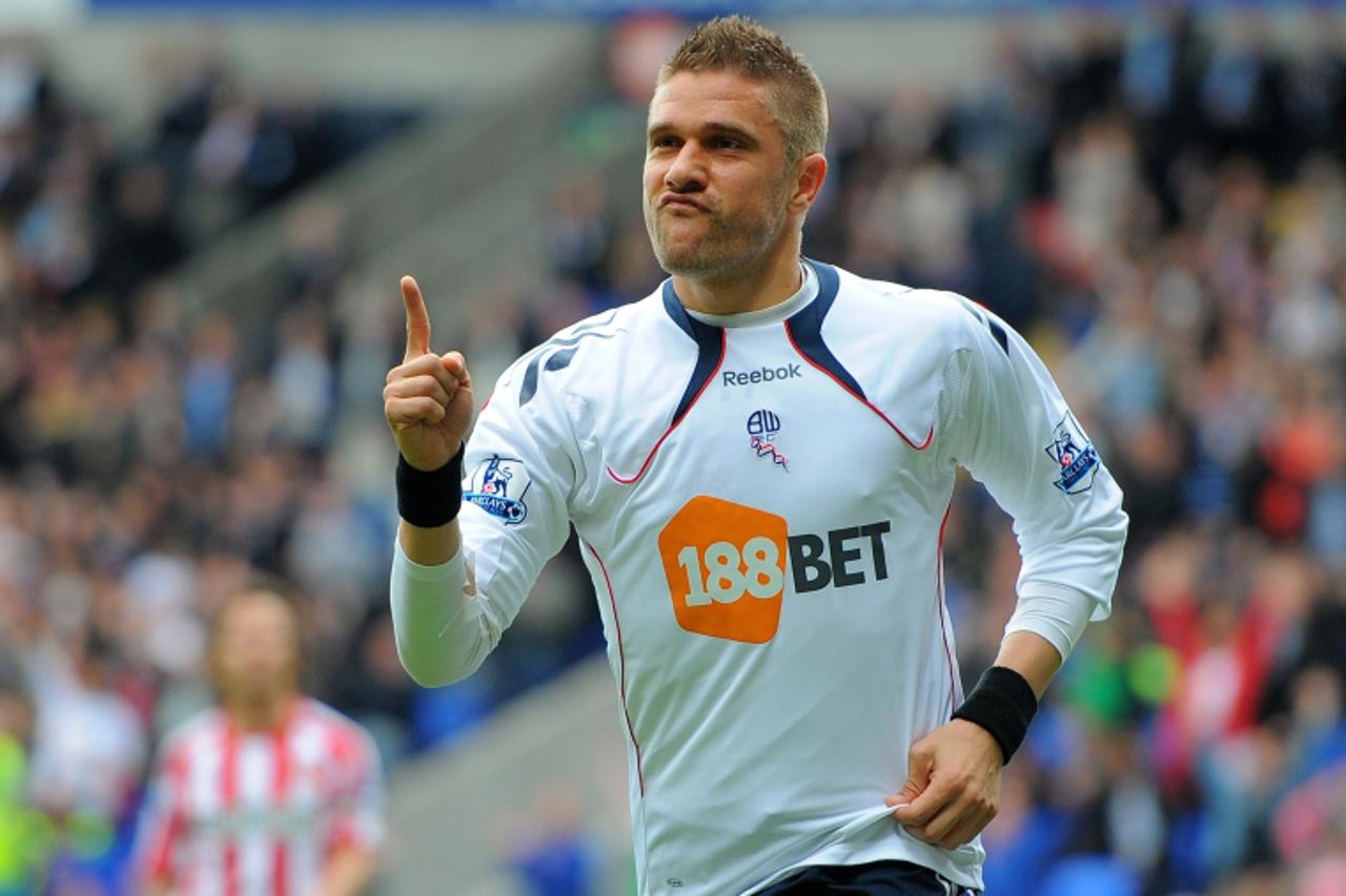 'Bolton Wanderers\' Croatian striker Ivan Klasnic celebrates his goal during the English Premier League football match between Bolton Wanderers and Sunderland at The Reebok Stadium in Bolton, north-we