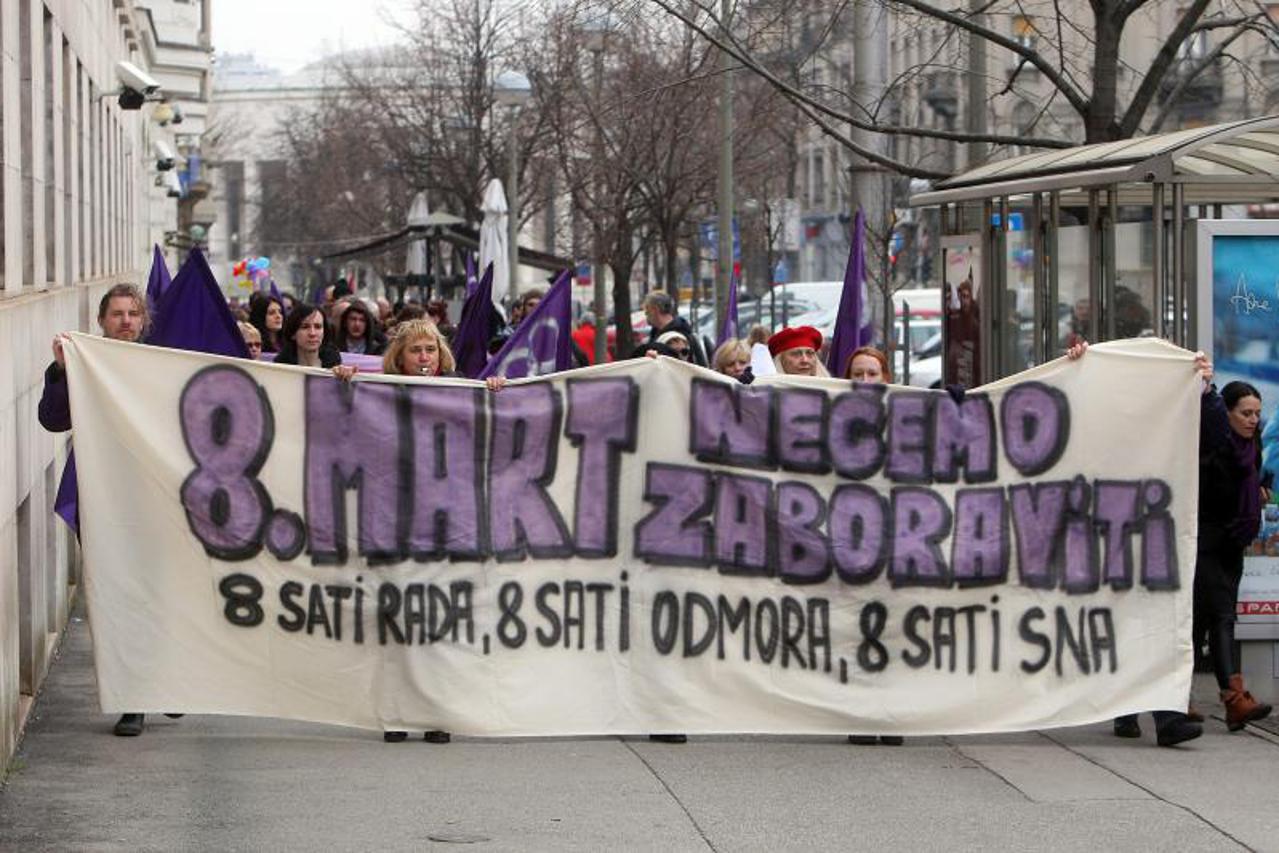 Dan žena,marš