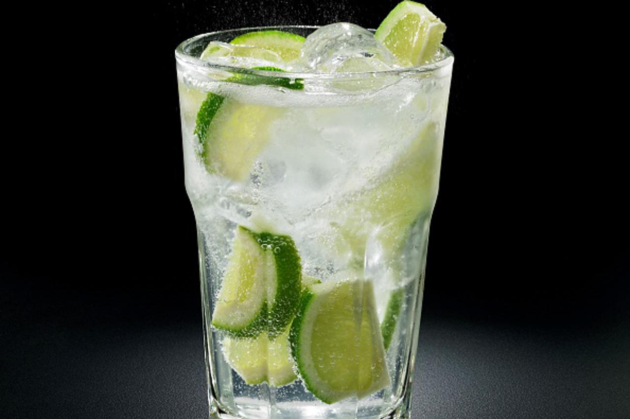 Gin, piće