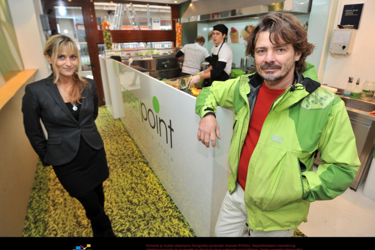 '11.11.2011., Zagreb - U Varsavskoj ulici otvoren je novi fast food restoran Green point. Sanja Liposek, Hari Znjidaric. Photo: Marko Lukunic/PIXSELL'