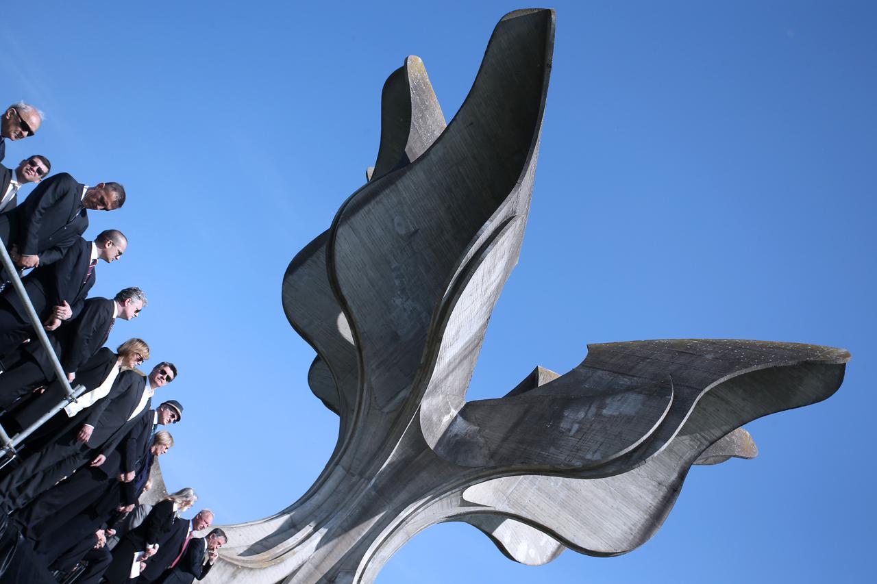 26.04.2015., Jasenovac - Komemoracija u znak sjecanja na 22. travnja 1945., dan proboja zatocenika iz koncetracijskog logora Jasenovac. 