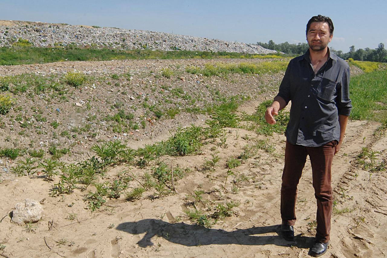 M. Desić ističe kako se područje izvan Goričice zatrpavalo i smećem i zemljom, a koje su poravnavali bageri n. čutuk/pixsell