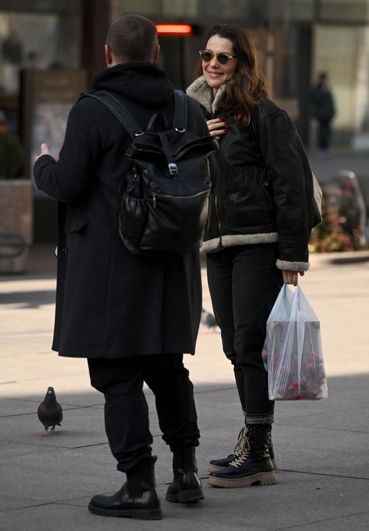 Njezin glumački put započeo je u modnoj agenciji Sandre Vranješ, što joj je otvorilo vrata castinga za ulogu koja će joj obilježiti život. 