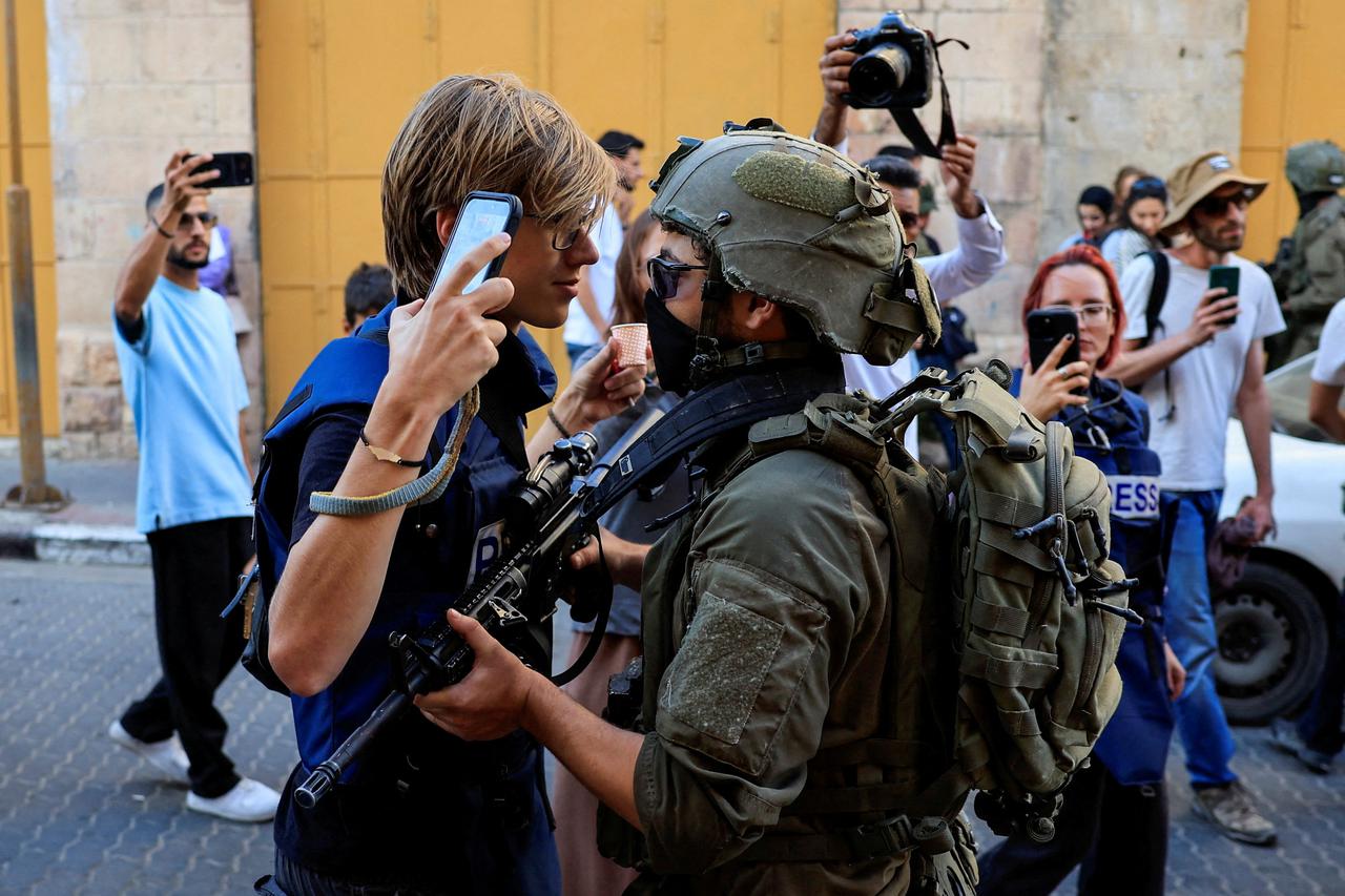 storyeditor/2026-09-09/2026-08-29T151137Z_1402849911_RC2E8NA23BO9_RTRMADP_3_ISRAEL-PALESTINIANS-HEBRON-SETTLERS.JPG