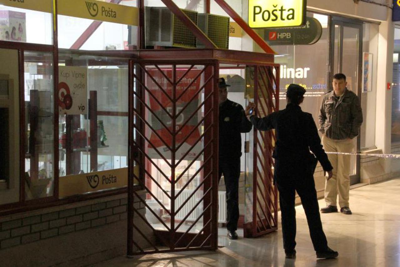 pošta, pljačka