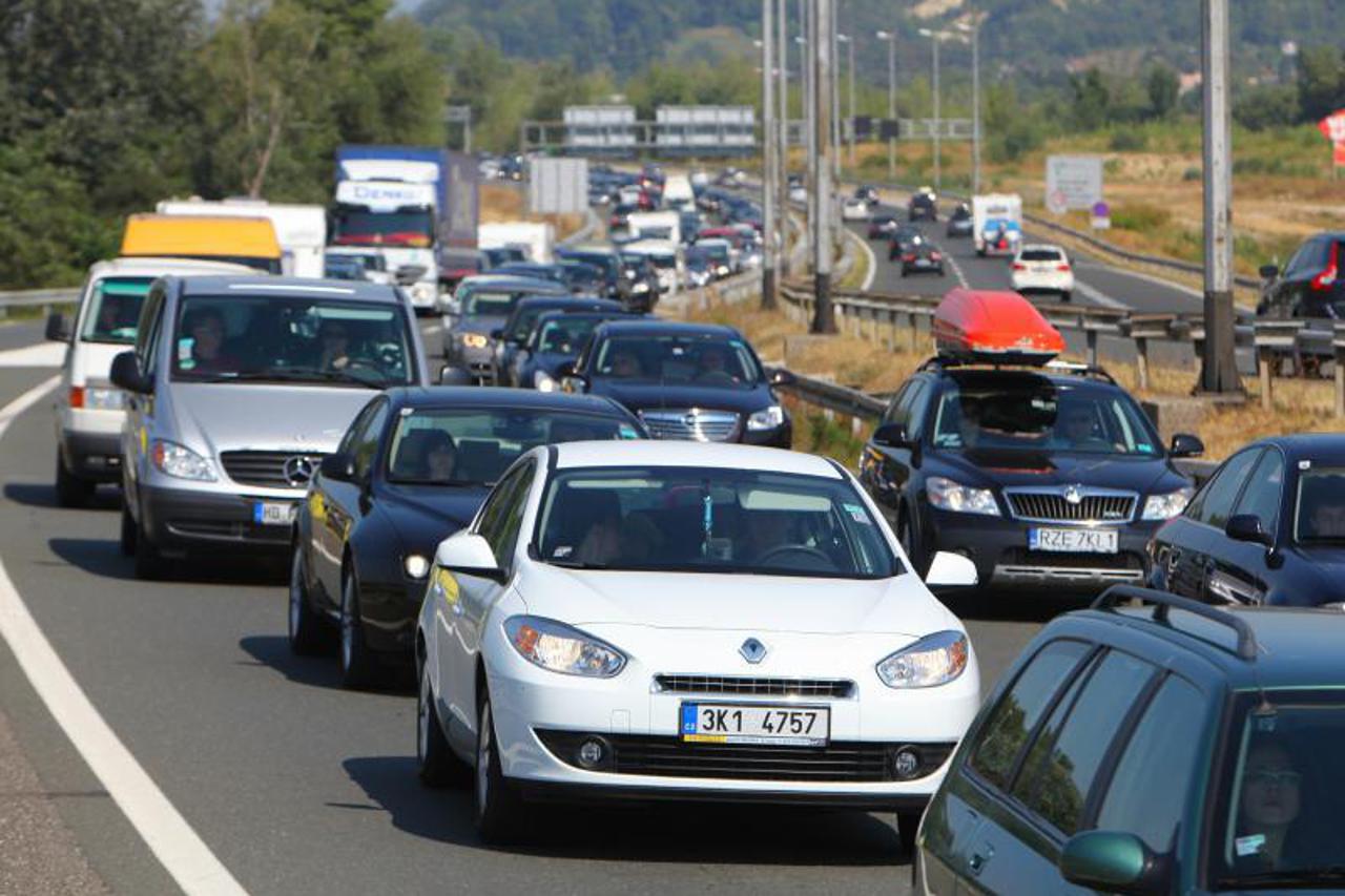 gužve na cestama, kolona (1)