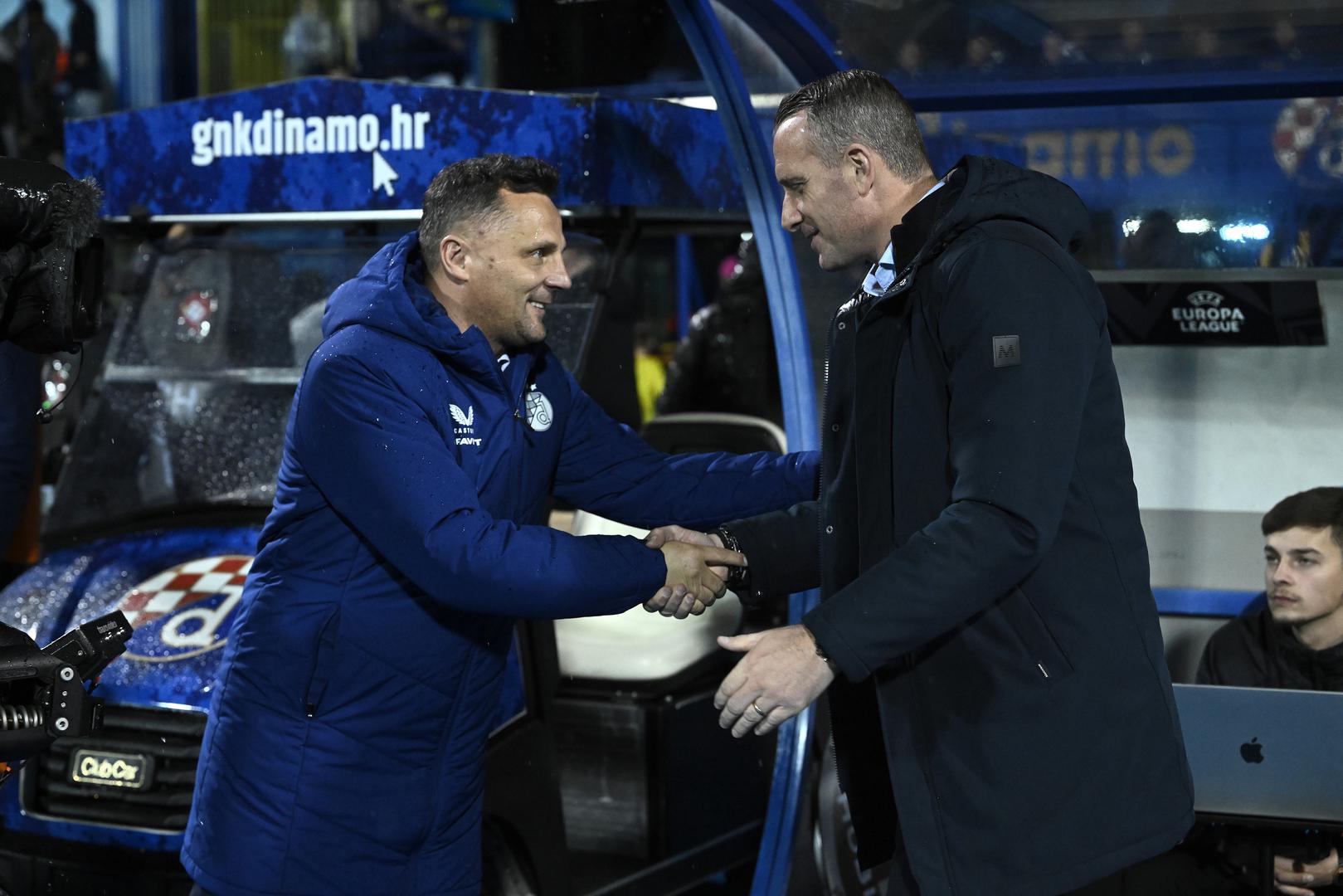 Nažalost, Dinamo je vrlo rano primio dva gola tako navijači ne mogu biti zadovoljni