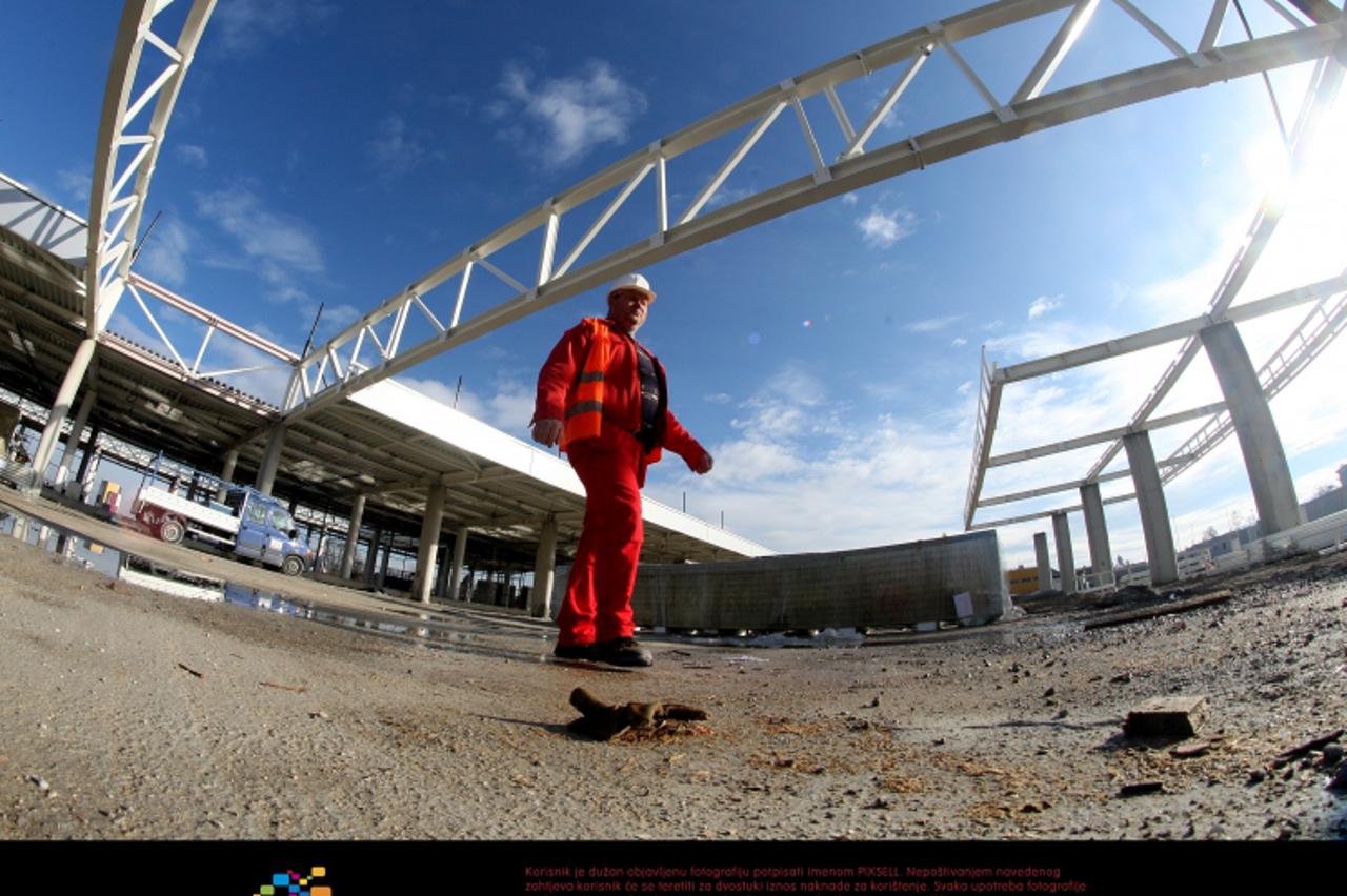 '13.01.2011. Samobor - Gradiliste novog autobusnog kolodvora u Samoboru. Photo: Boris Scitar/PIXSELL'